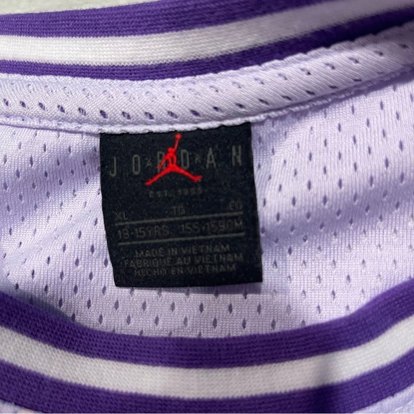 Jordan Youth Jersey Size Xl - Picture 2 of 6